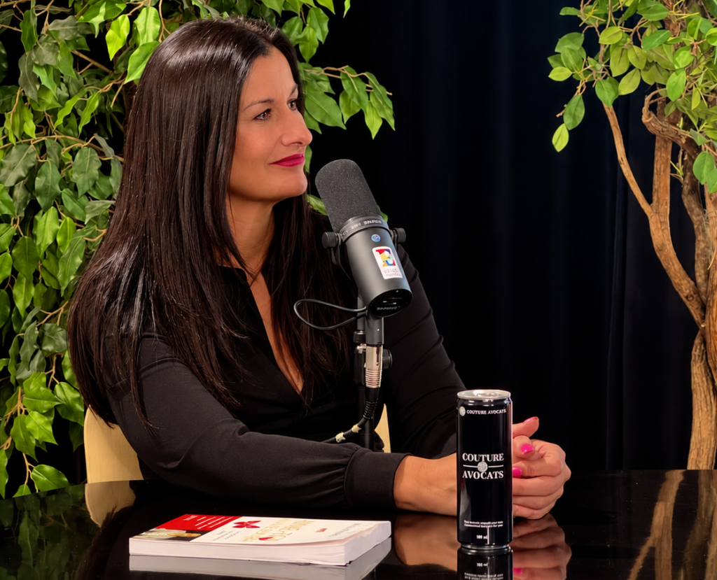 Me Julie Couture de Couture Avocats animant le podcast Grains d'espoir